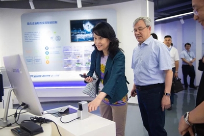 工信部信息技術發展司巡視員李穎一行蒞臨藍卓工業互聯網專題調研，聚焦云計算裝備技術服務